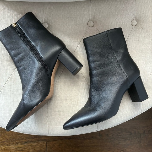 J.Crew Sadie Black Leather Ankle Boots Like New Size 10. - Picture 1 of 12